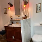 Les Reveries Bed & Breakfast