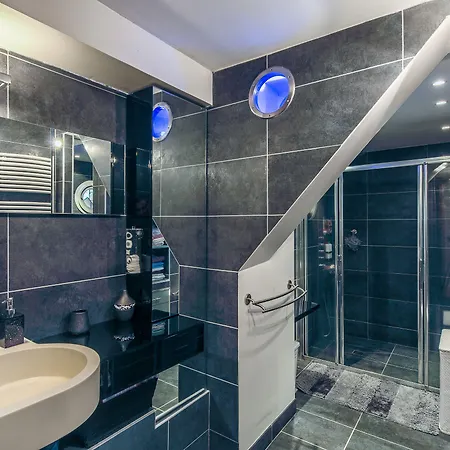 Les Reveries Bed and Breakfast