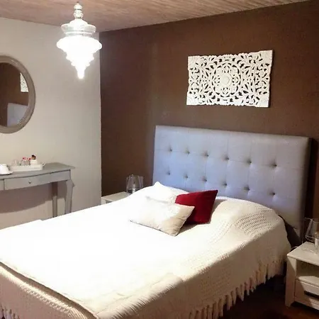 Couette-café Les Rêveries 3*